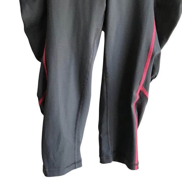 Lululemon Run Cropped Leggings Size 8 Pockets Mesh Running Gym Winter Luxtreme - Picture 5 of 9